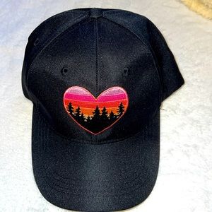 Womens hat brand new never worn